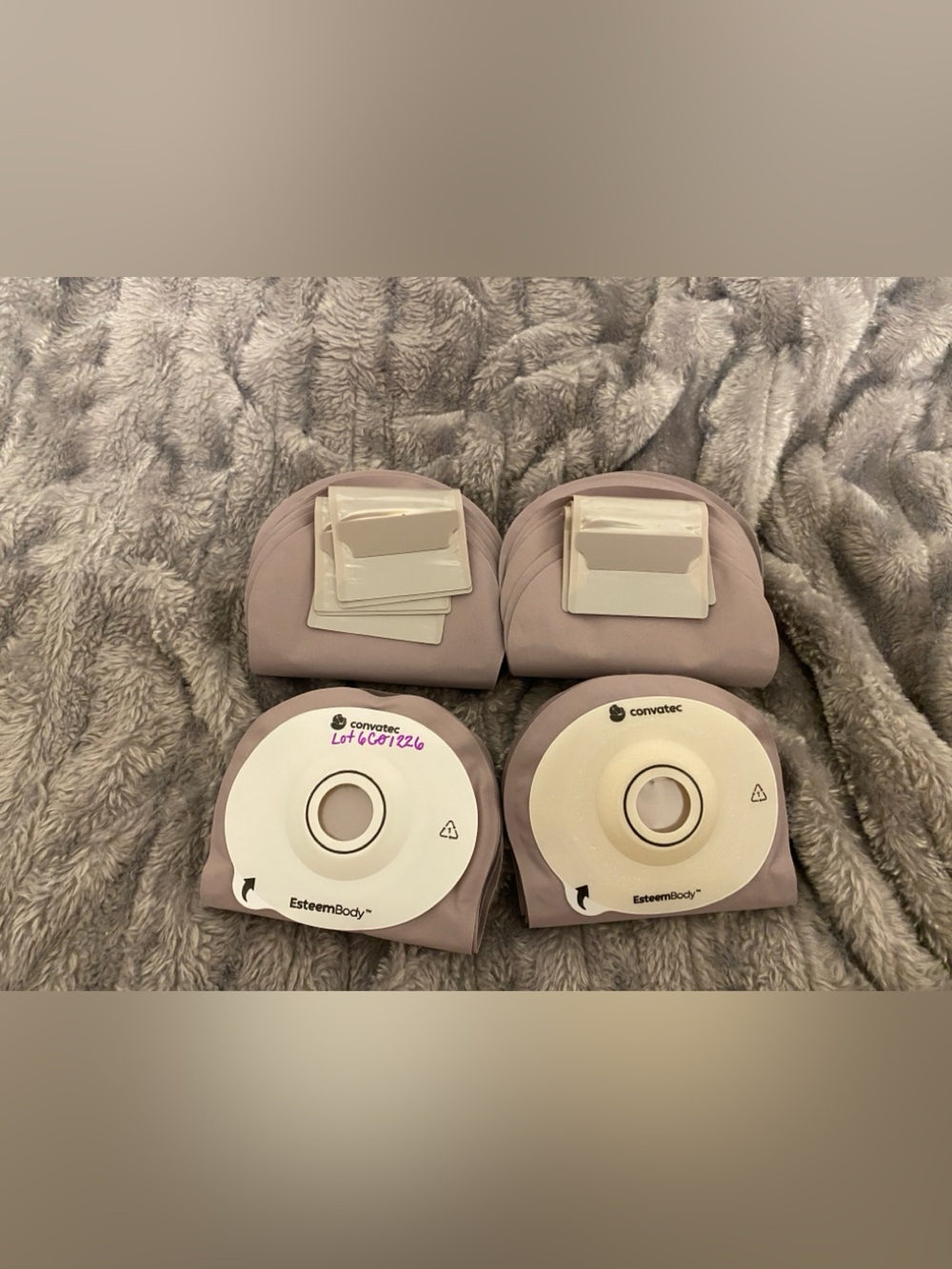 Ostomy Pouches 2 Sets of 10 - Picture 2 of 4